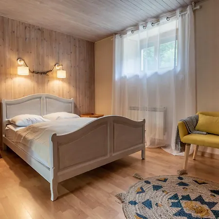 Escapadelia - Locations Pour Les Sportifs Et Amoureux De La Nature *